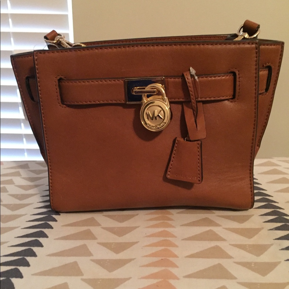 Michael Kors Hamilton Traveler leather crossbody